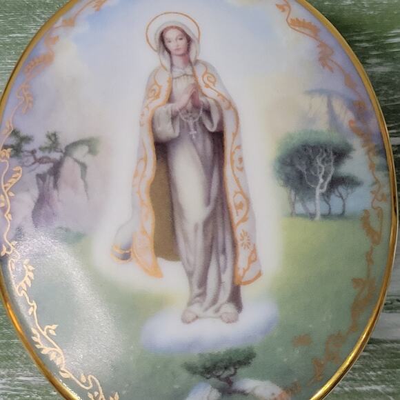 Ardleigh Elliott Our Lady of Fatima Porcelain Music Box Vintage - Picture 2 of 11